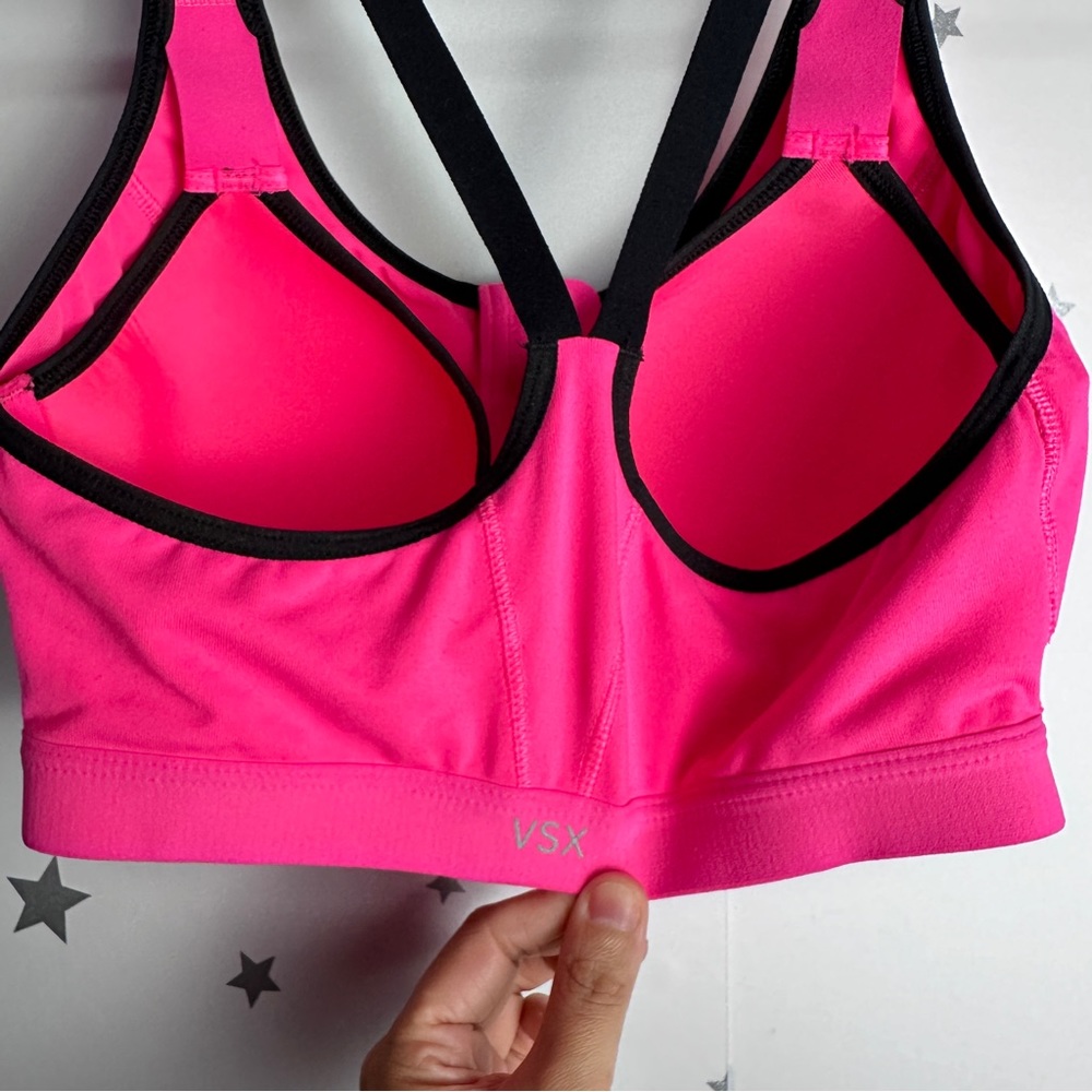 Victoria's Secret Pink VXS Front-Close Racerback
Sports Bra New without tag 32C - Picture 14 of 14